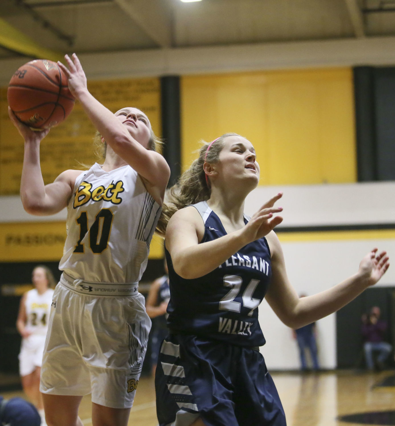 011420-qct-spt-pv-bett-hoops-03.JPG